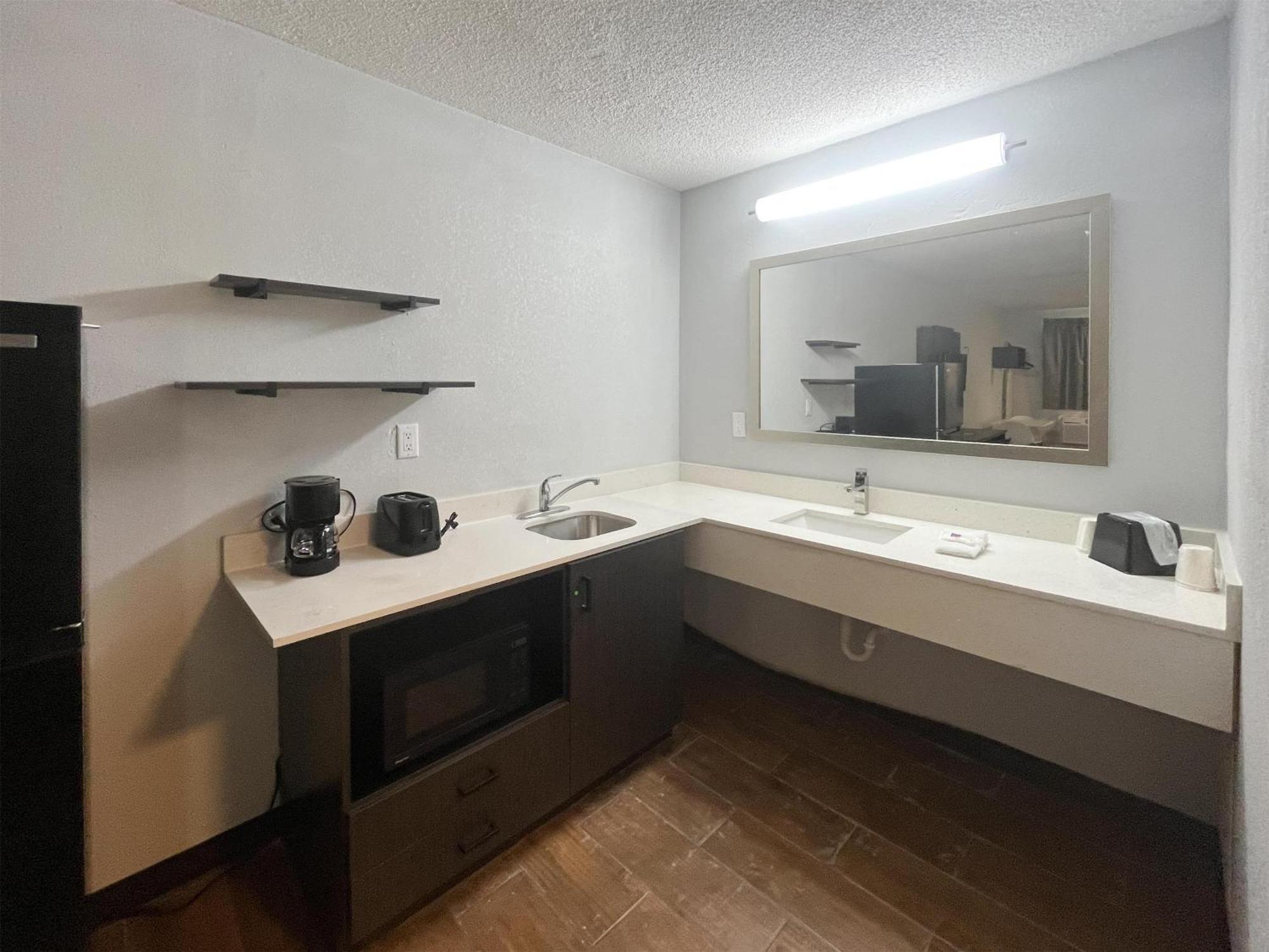Studio 6 Suites Hurricane, Wv מראה חיצוני תמונה