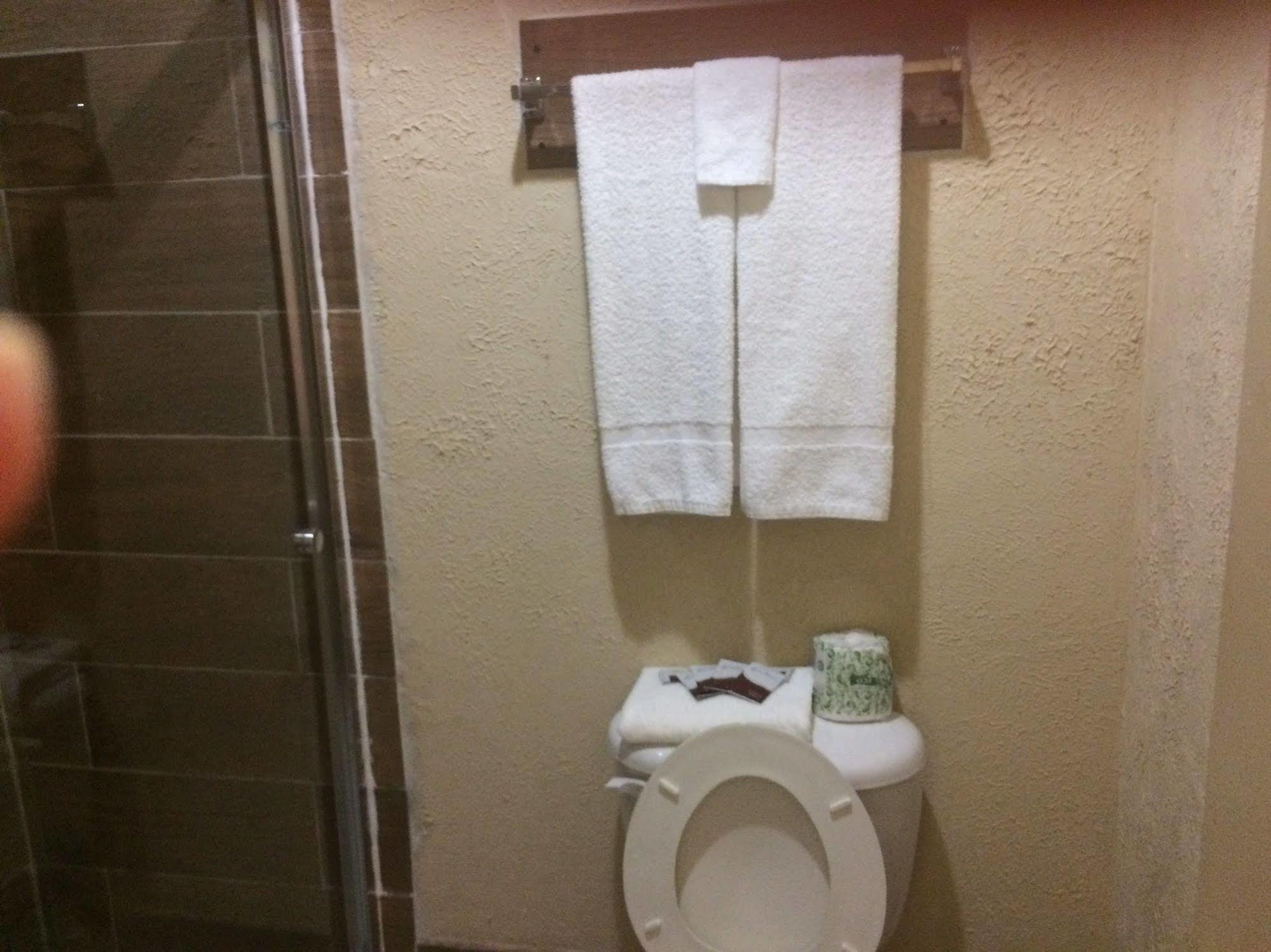 Studio 6 Suites Hurricane, Wv מראה חיצוני תמונה